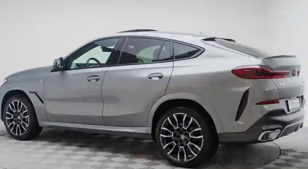 BMW X6: новый уровень стиля, динамики и технологий