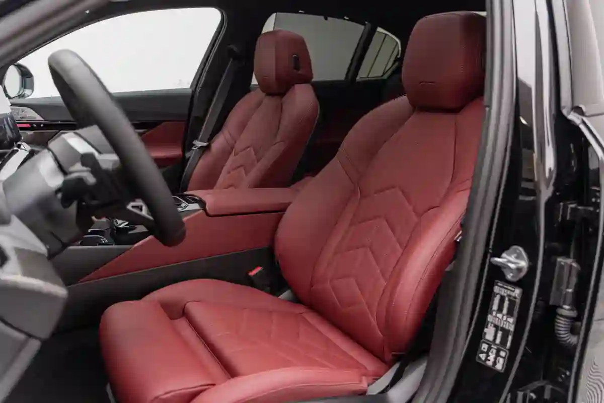 BMW&nbsp;5&nbsp;серии: сочетание стиля, технологий и драйва