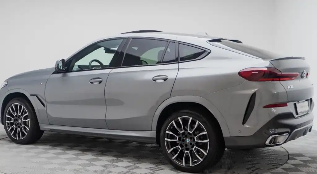 BMW&nbsp;X6: новый уровень стиля, динамики и технологий