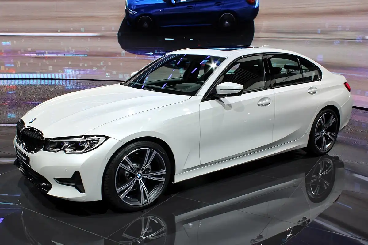 Эволюция BMW 3 Series: от BMW E30 до BMW G20